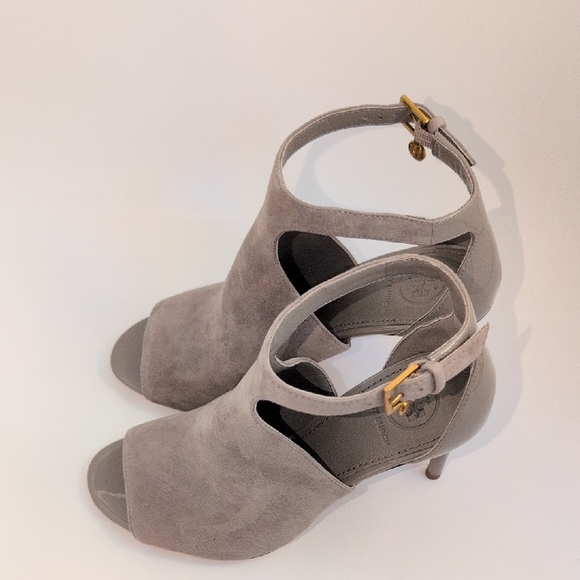 Tory Burch Gray Suede Ashton Bootie Heel Shoes size 5M - Picture 13 of 15